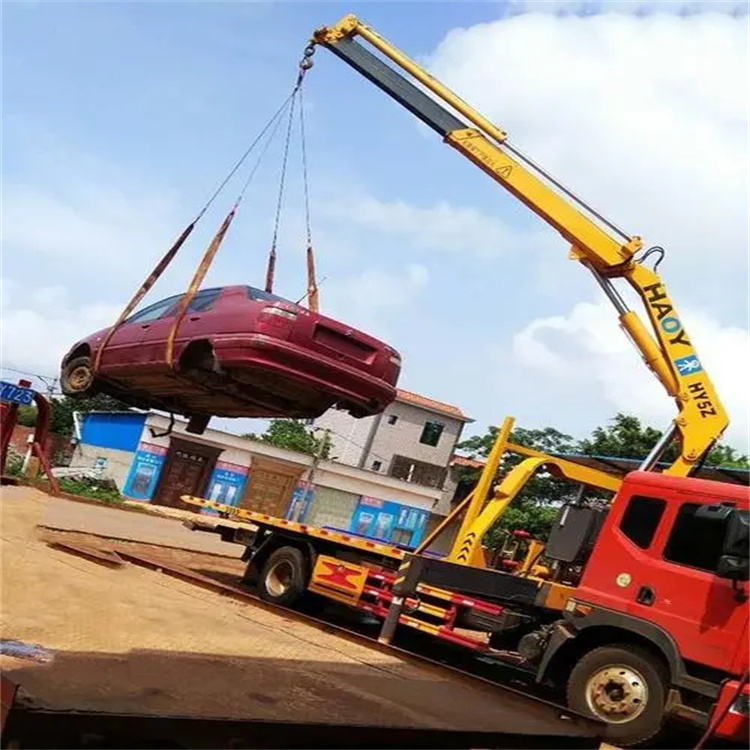 南通吊车吊汽车的正确方法